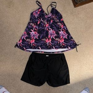 Women’s plus size swim suit